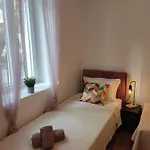 Lux Arena Ema Apartment *
