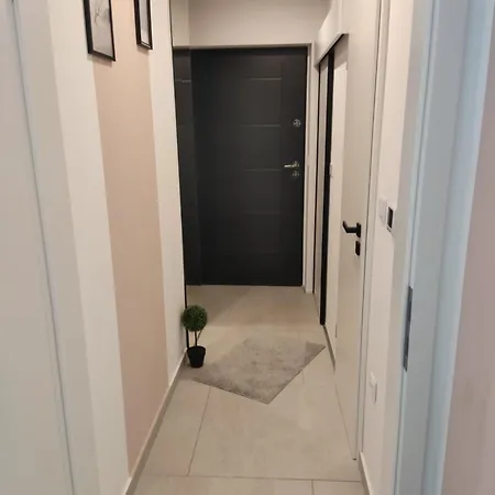 Appartement Lux Arena Ema *