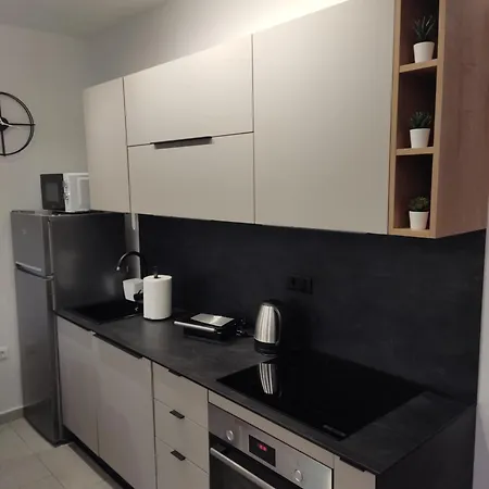 Apartment Lux Arena Ema *
