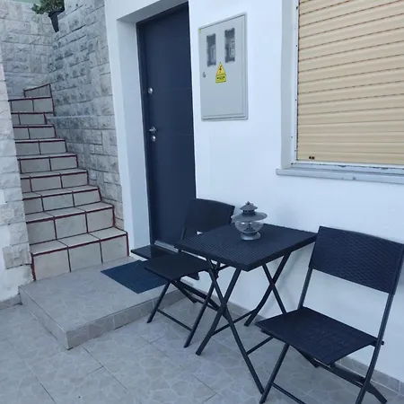 Lux Arena Ema Apartman *